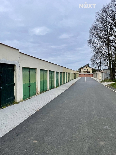 Prodej prostor garáž 18 m², Praha
