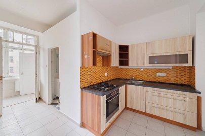 Prodej bytu 2+1 58 m², Husitská, Praha-Žižkov
