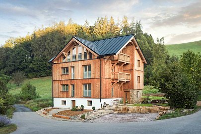 Prodej komerčních prostor ubytování 342 m², Všestary