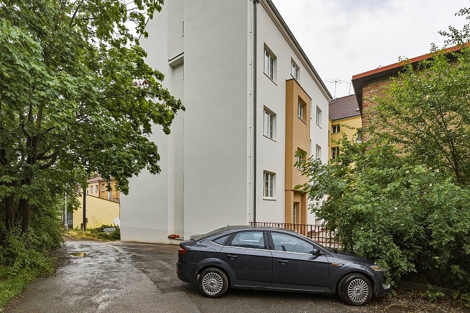 Prodej komerčních prostor kanceláře 28 m², U zákrutu, Praha-Záběhlice