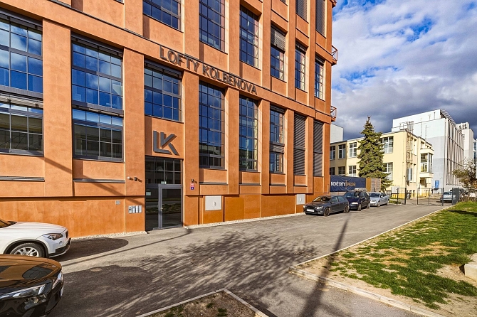 Pronájem bytu 1+kk 33 m², Kolbenova, Praha-Vysočany