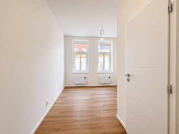 Prodej bytu 1+kk 23 m², Kolmá, Praha-Vysočany